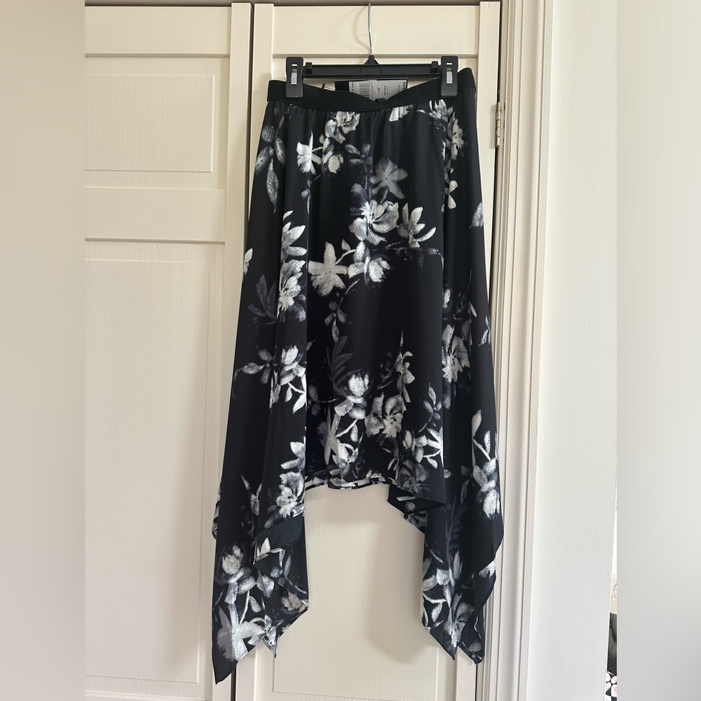NEW WITH TAG BCBG Maxazria handkerchief skirt